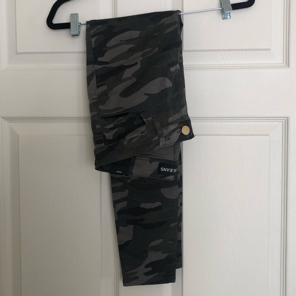 Express Camo Jeans - Picture 5 of 16